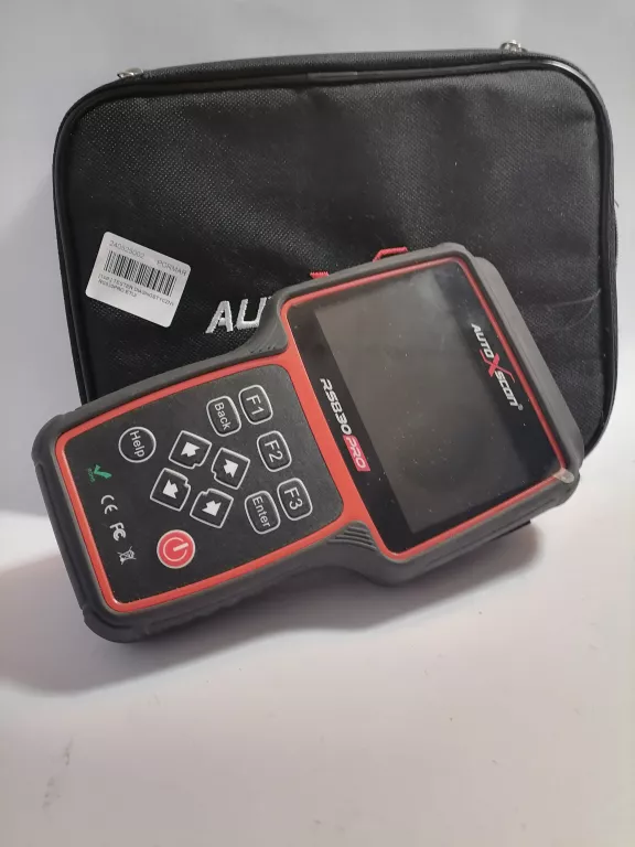 TESTER DIAGNOSTYCZNY RS830PRO ETUI + KARTA PAMIĘCI + PENDRIVE