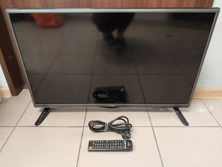TELEWIZOR LG 32LB550B + PILOT