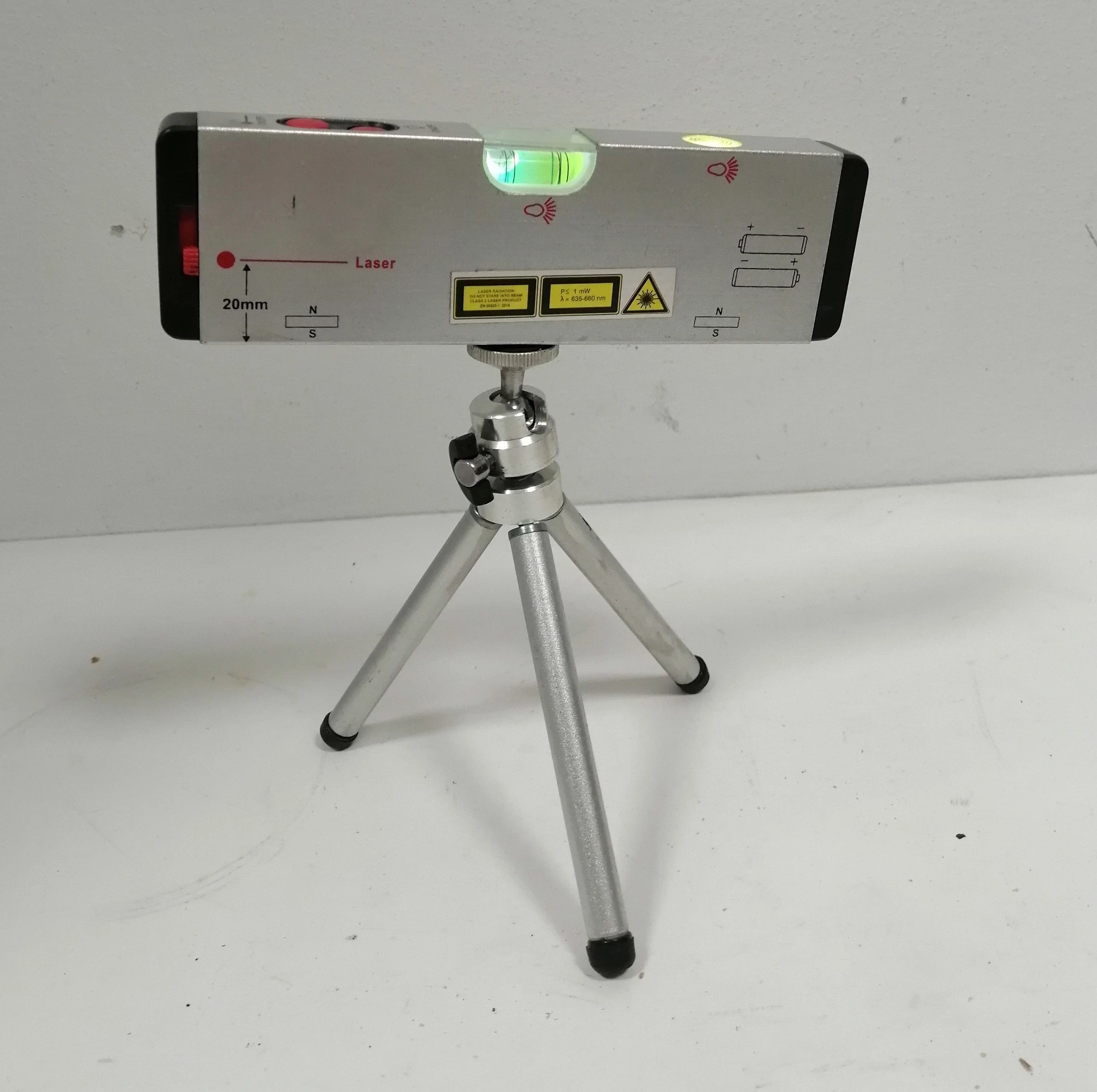 poziomica-ze-stojakiem-powerfix-ian285086-liczba-libelek-204929-222189