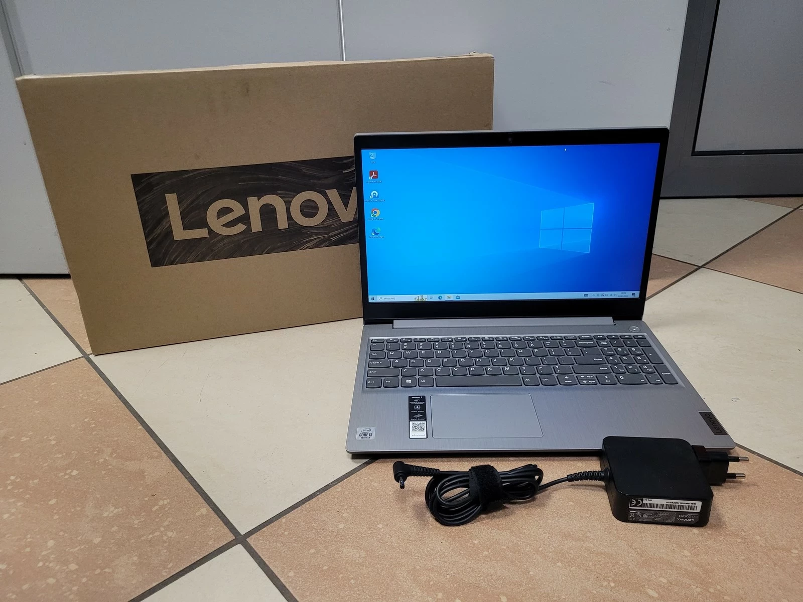 laptop-lenovo-ideapad-3-15iilk4dx-256gb-ssd-8gb-ram-i3-1005g1-komplet-reymonta-13-opole-sj