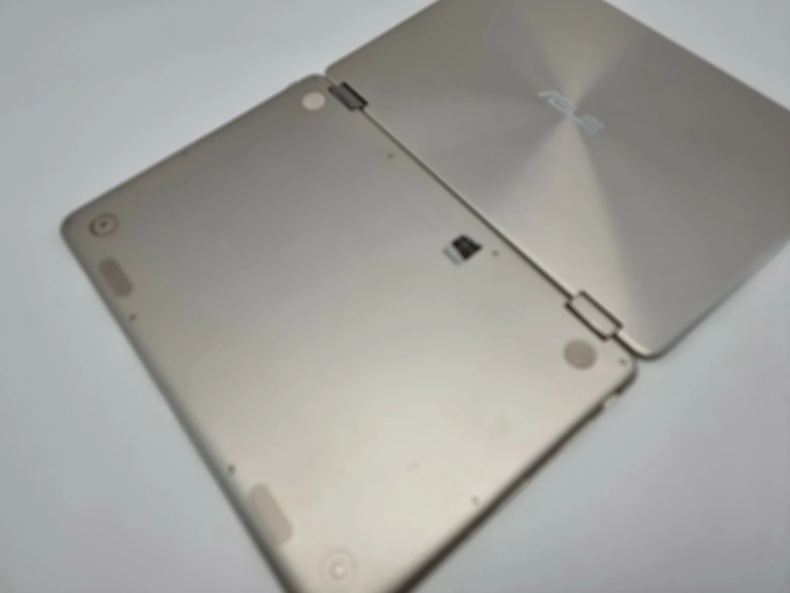 laptop-asus-zenbook-flip-ux360ca-m3-7y308gb256ssd-wielkosc-pamieci-ram-200941-2185