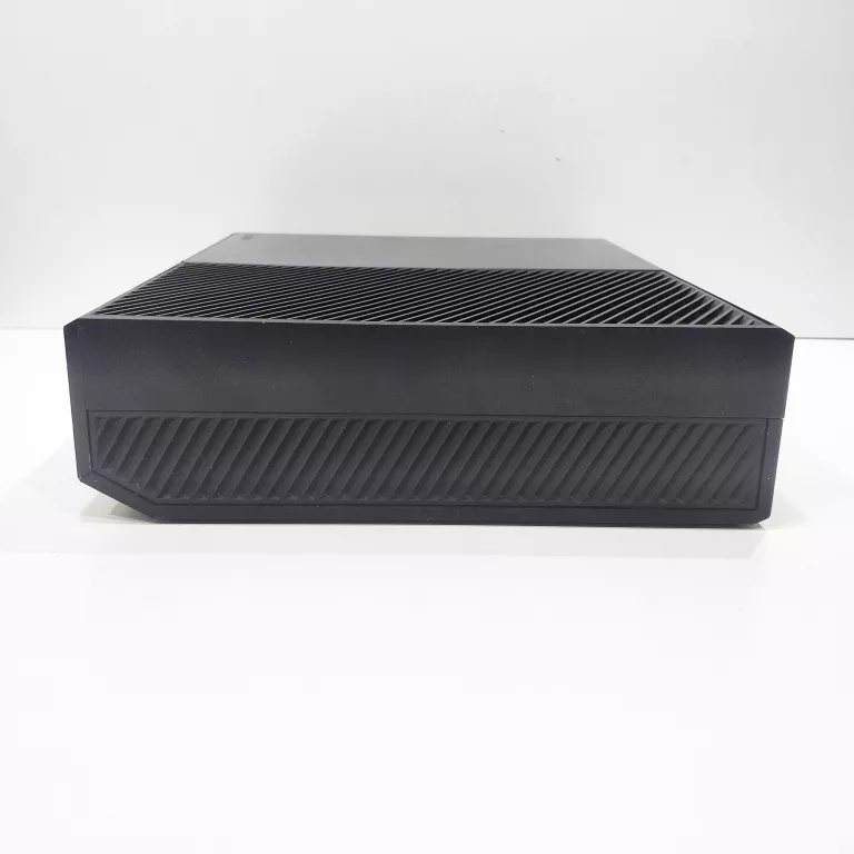 konsola-xbox-one-wersja-konsoli-130591-1