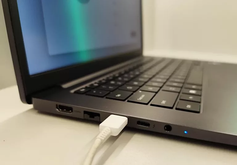 LAPTOP SAMSUNG GALAXY BOOK 2 32GB/512GB | CORE I7 | WIN 11 PRO