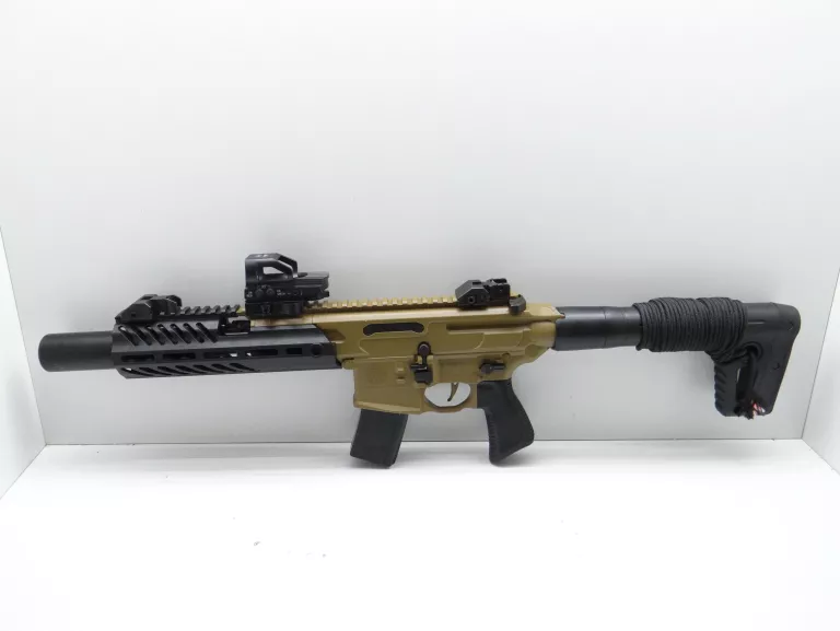 WIATRÓWKA NA CO2 SIG SAUER MCX RATTLER CANEBRAKE KALIBER 4,5 MM LUFA GŁADK