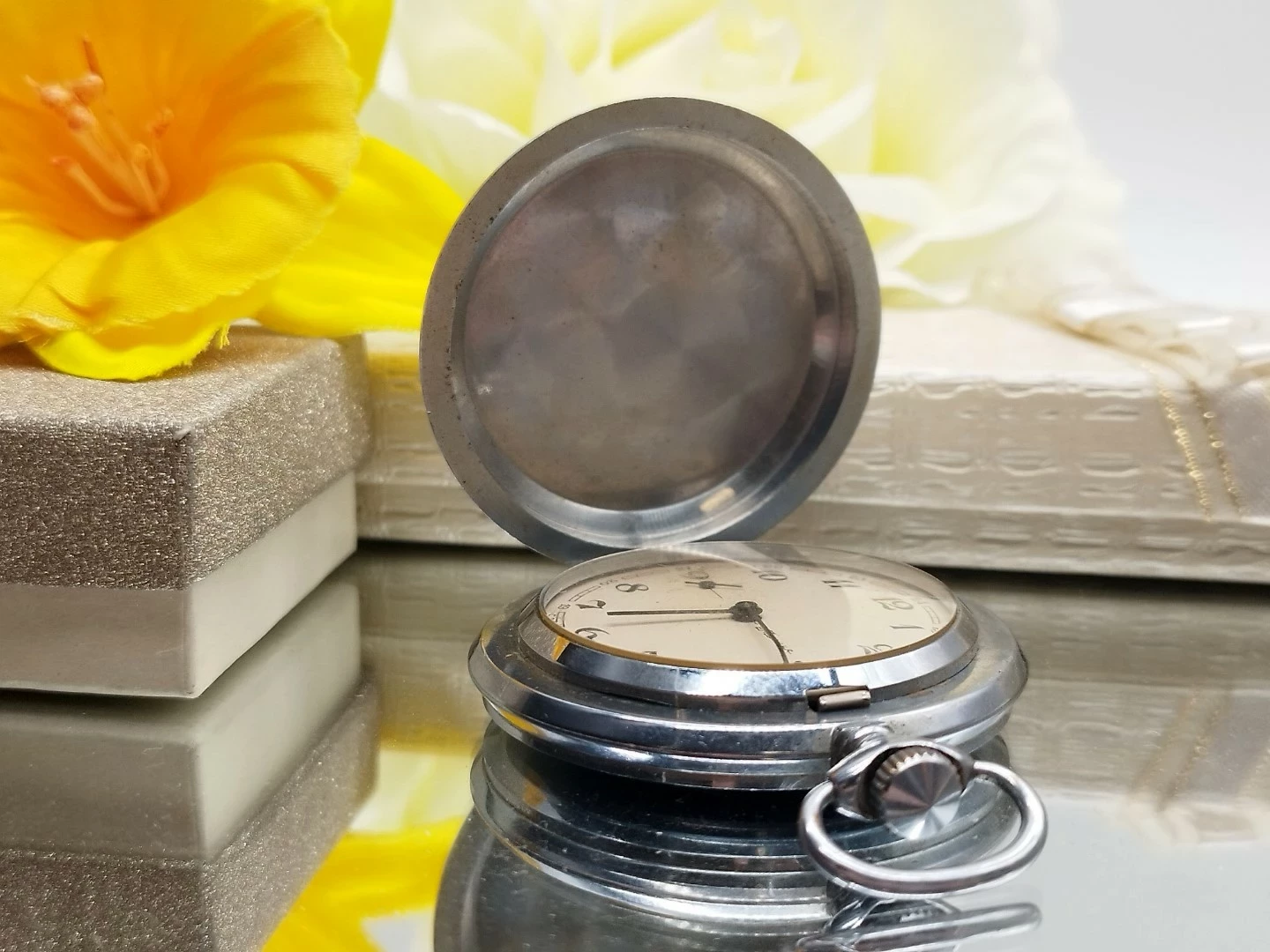 zegarek-kieszonkowy-molnija-glowna-9-walbrzych-sj