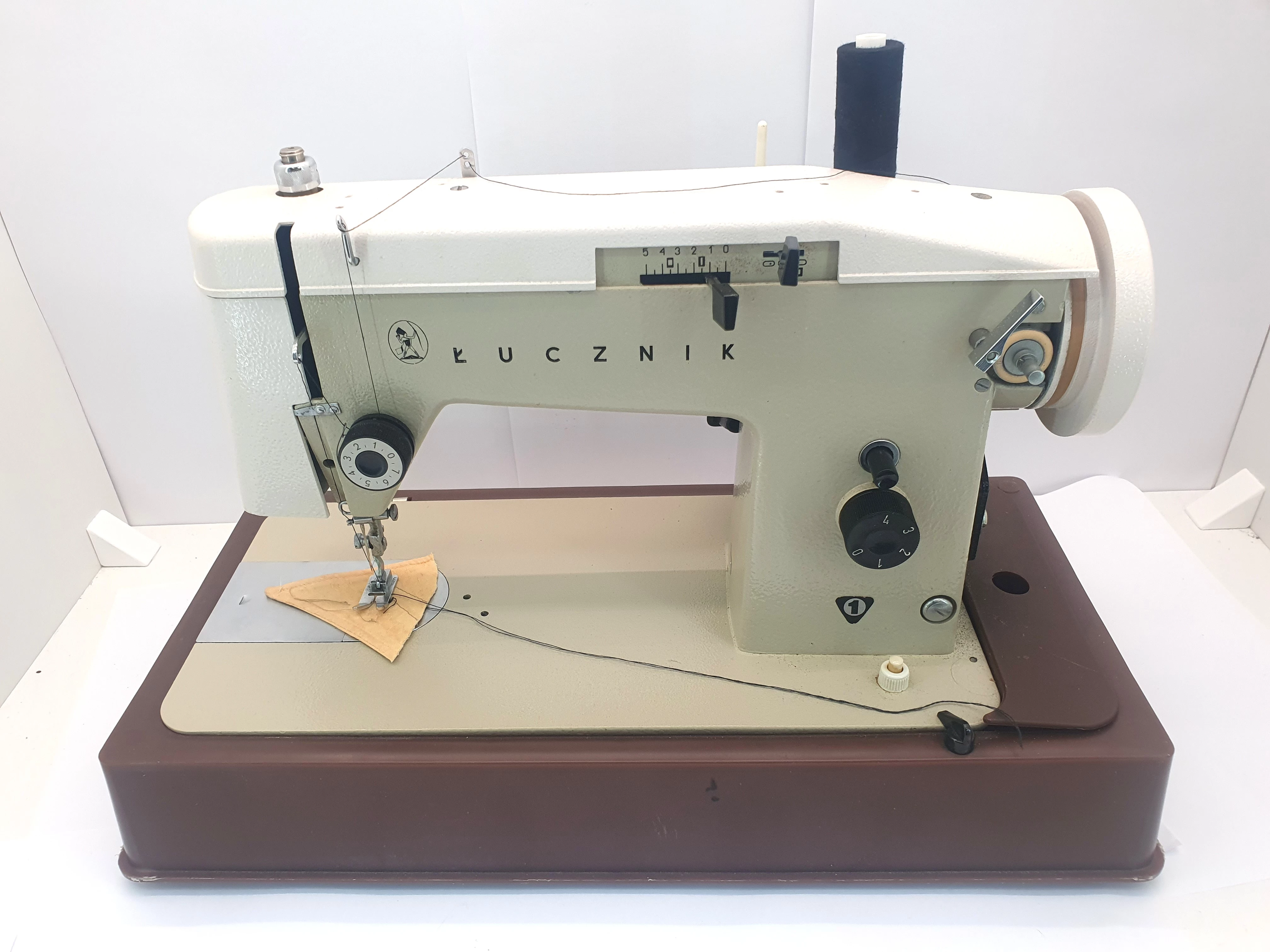 maszyna-do-szycia-lucznik-tur-2-komplet-krzywoustego-60-szczecin