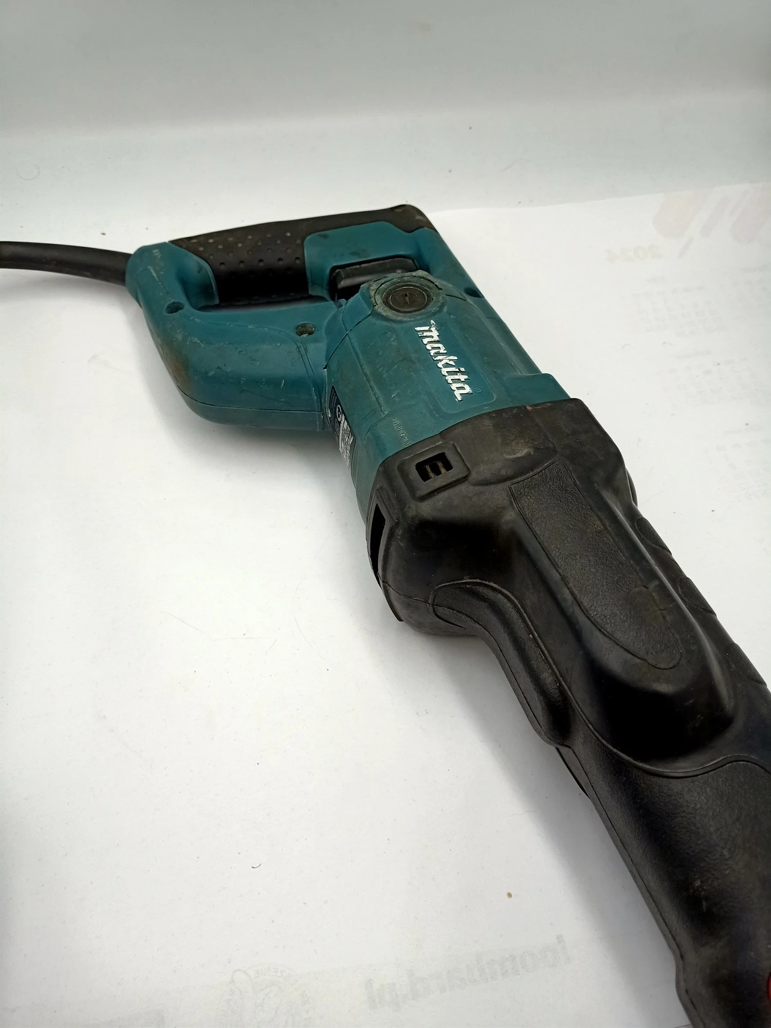 pila-szablasta-makita-jr3050t-ean-gtin-0088381061407