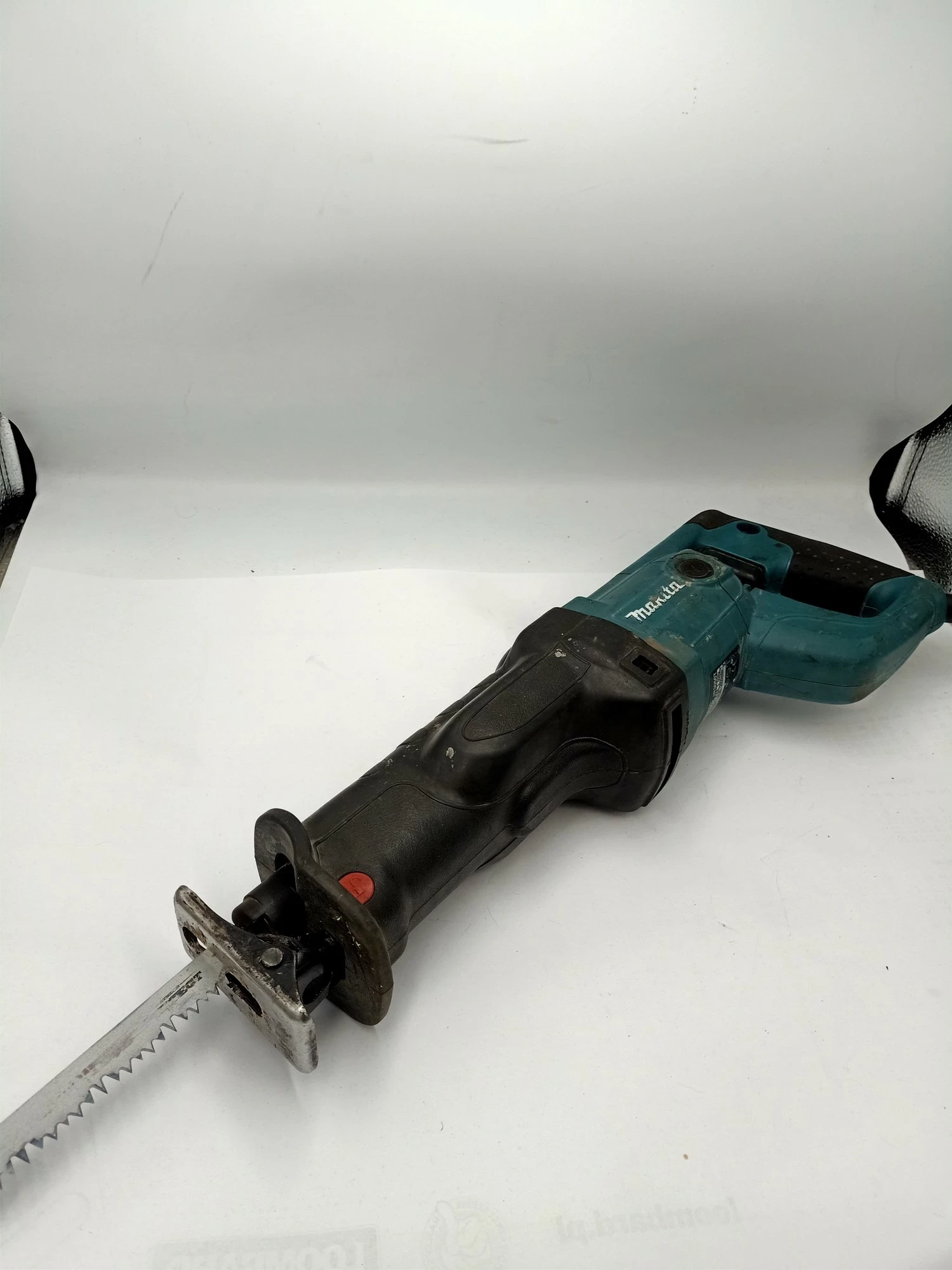 pila-szablasta-makita-jr3050t-boh-monte-casino-46c-sosnowiec