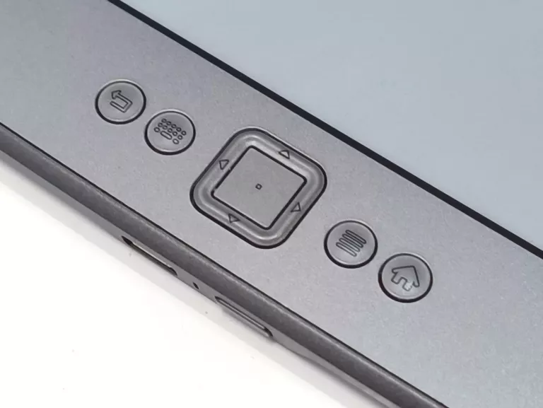 czytnik-ebook-kindle-d01100-classic-stan-uzywany