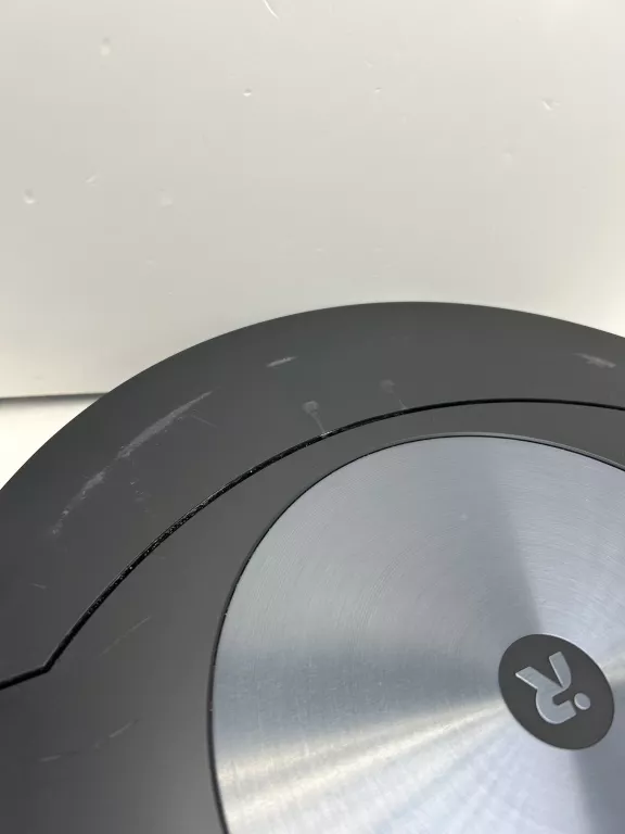 ROBOT SPRZĄTAJĄCY ODKURZAJĄCO-MOPUJĄCY IROBOT ROOMBA COMBO J7 DOW. ZAK!