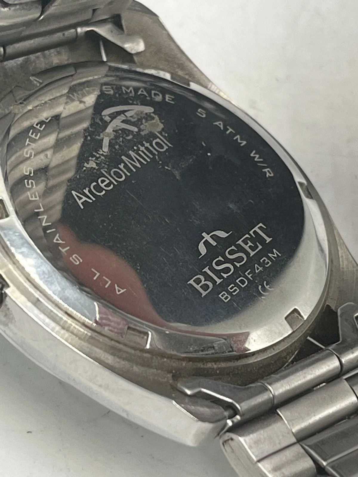 zegarek-bisset-bsdf43m-pudelko-ksztalt-koperty-okragla