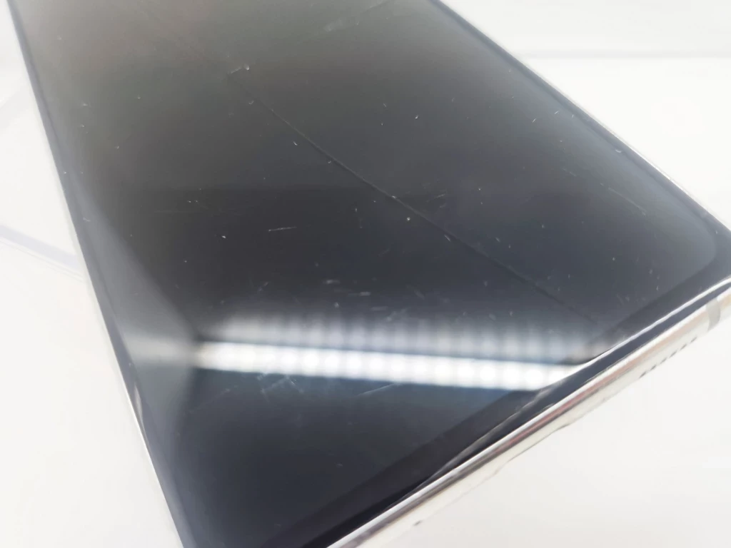 telefon-samsung-galaxy-s20-fe-pamiec-ram-8-gb