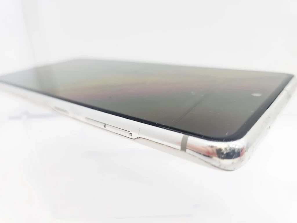 telefon-samsung-galaxy-s20-fe-ean-gtin-8806090840654