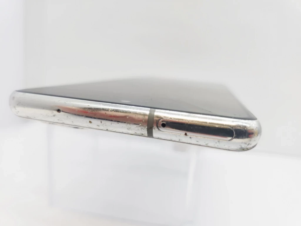 telefon-samsung-galaxy-s20-fe-kolor-bialy