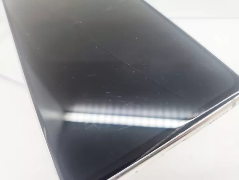 telefon-samsung-galaxy-s20-fe-pamiec-ram-8-gb