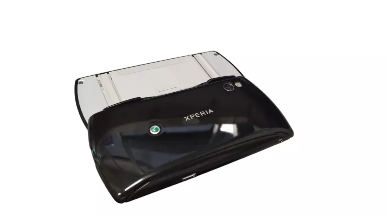TELEFON SONY XPERIA R800I +KABEL