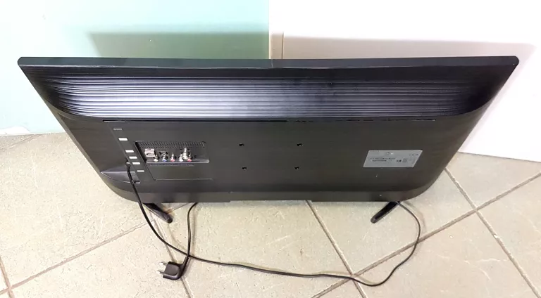 TELEWIZOR SAMSUNG UE32T5302 32" LED FULL HD TIZEN DVB-T2 PILOT