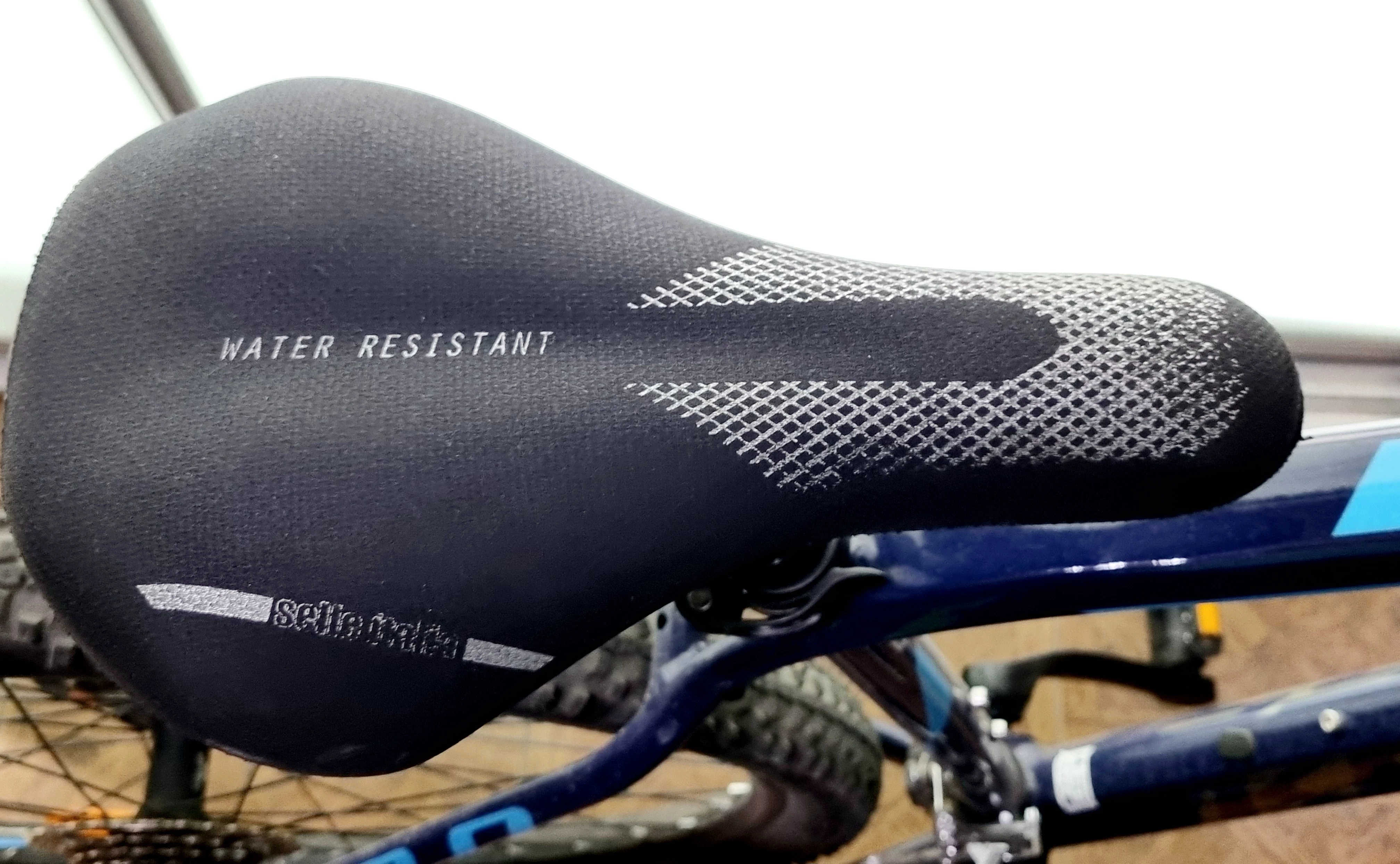 rower-mtb-xc-kross-level-20-29-rama-m-niebieski-model-level-20