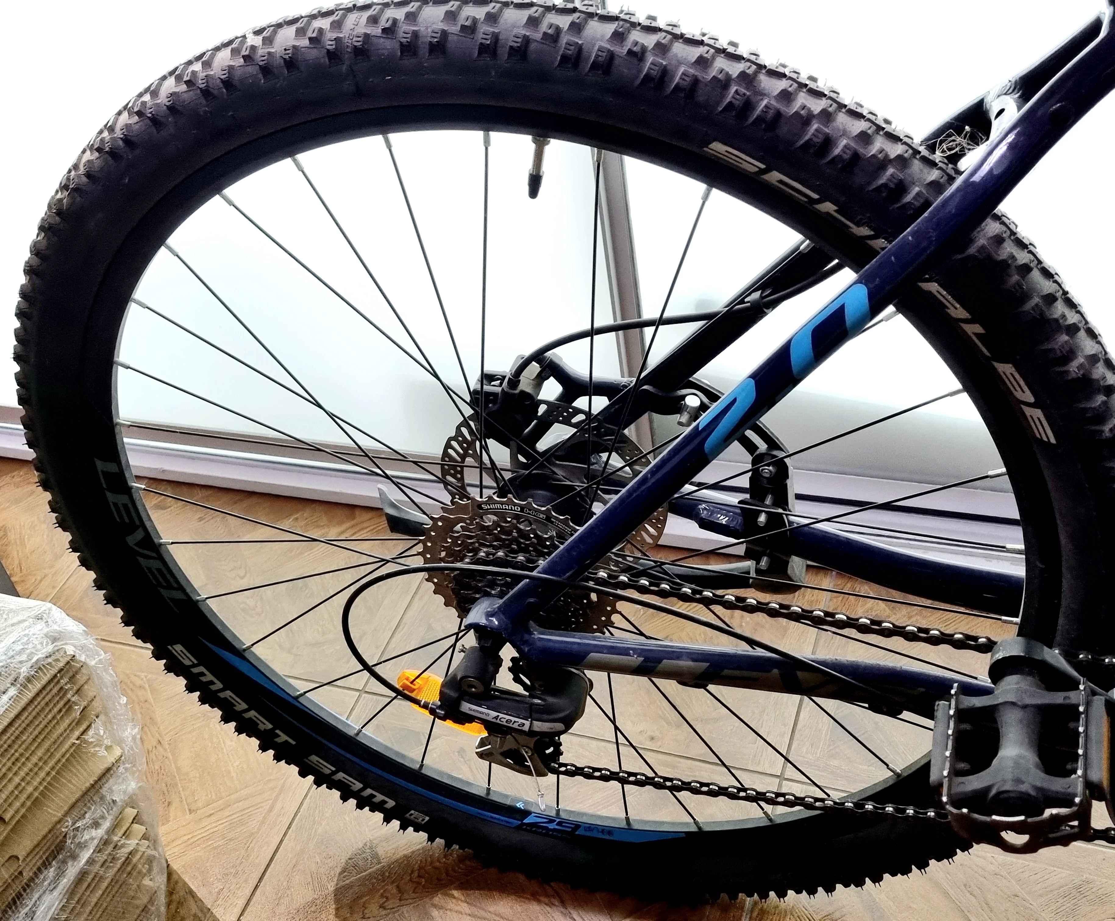 rower-mtb-xc-kross-level-20-29-rama-m-niebieski-amortyzacja-129291-1