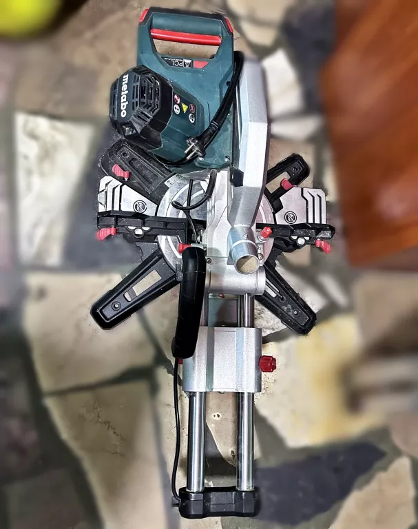 UKOŚNICA METABO KGS 305 M