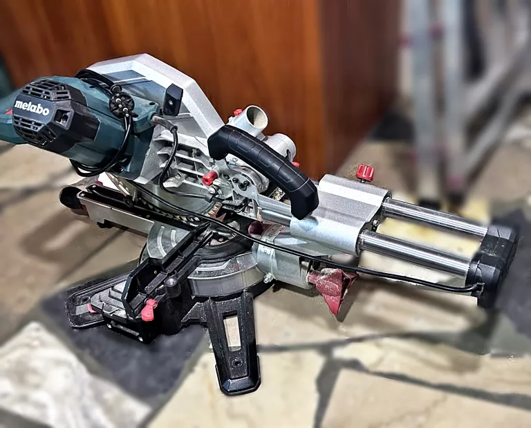 UKOŚNICA METABO KGS 305 M