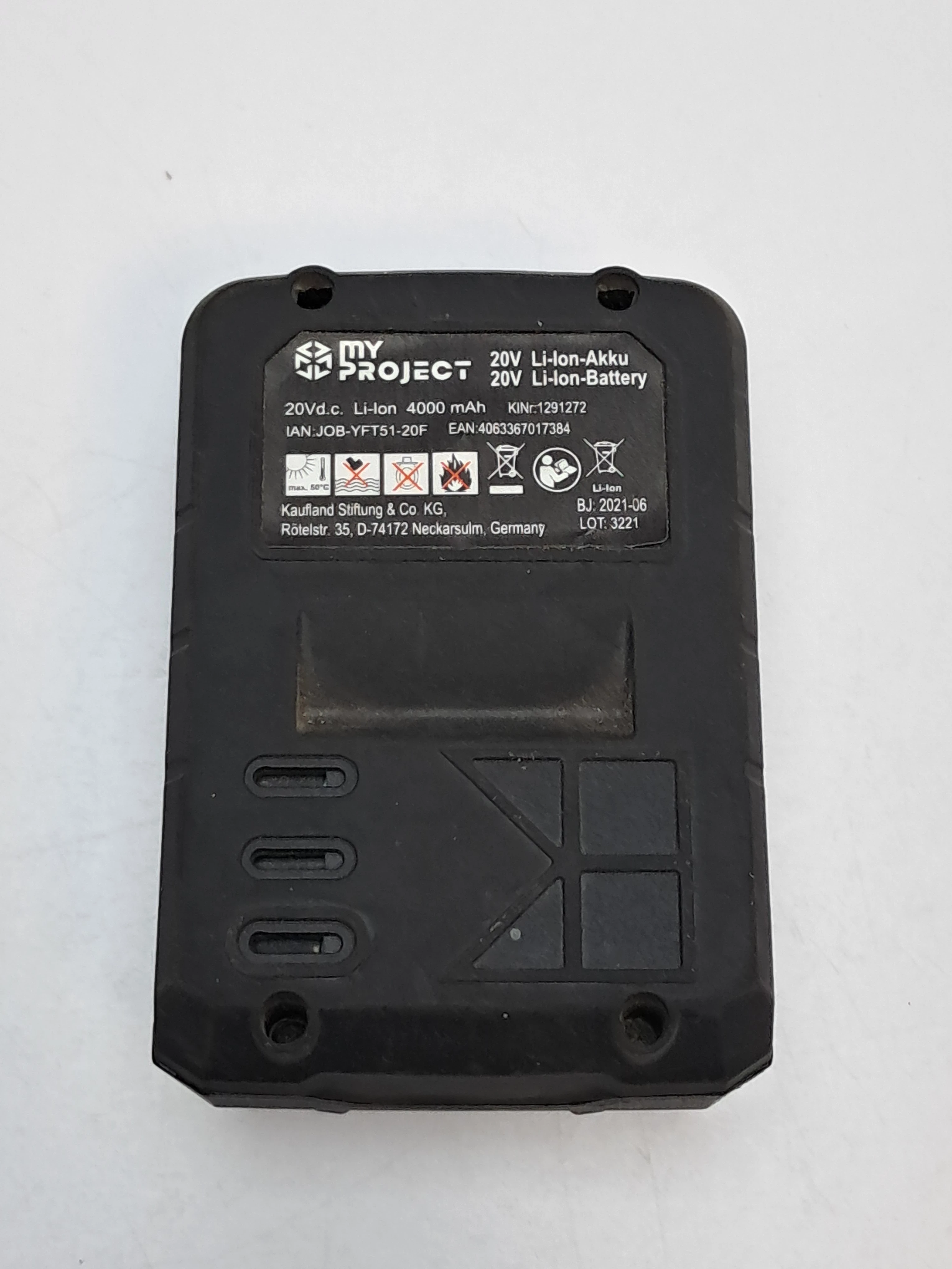 akumulatory-my-project-20v-4ah-x2-lad-napiecie-v-20-v