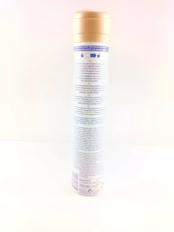 NIVEA BLACK & WHITE INVISIBLE SILKY SMOOTH ANTYPERSPIRANT 200ML