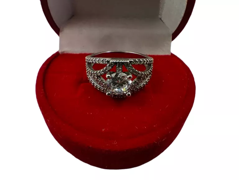 srebrny-pierscionek-925-stan-uzywany