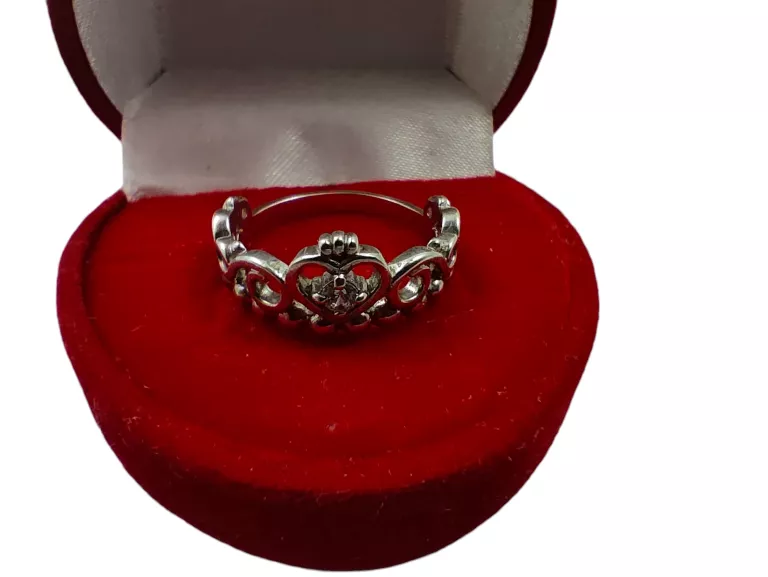 srebrny-pierscionek-925-stan-uzywany