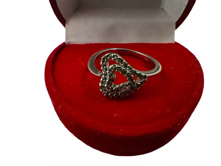 srebrny-pierscionek-925-stan-uzywany