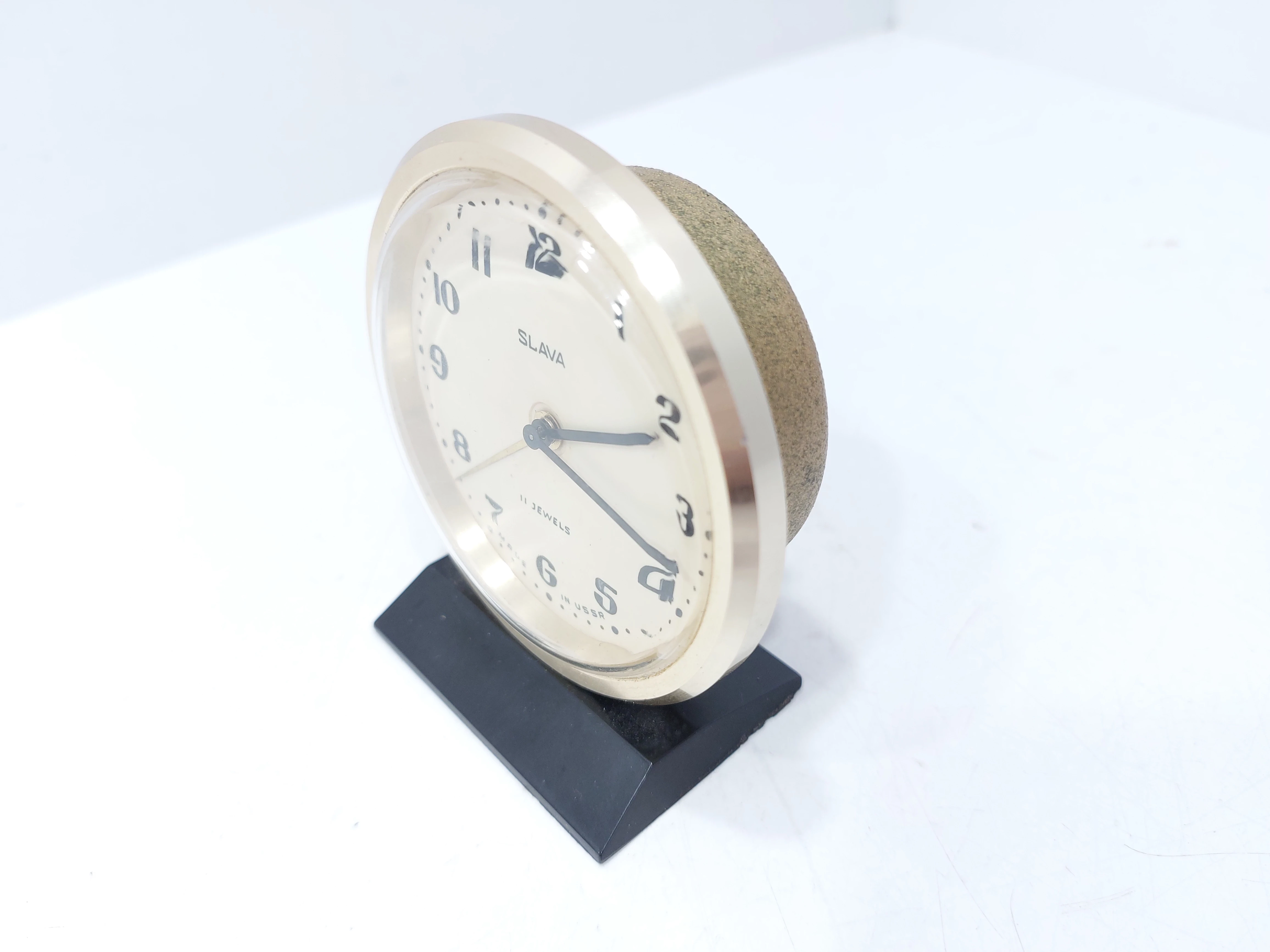 zegar-budzik-slava-11-jewels-typ-budzik