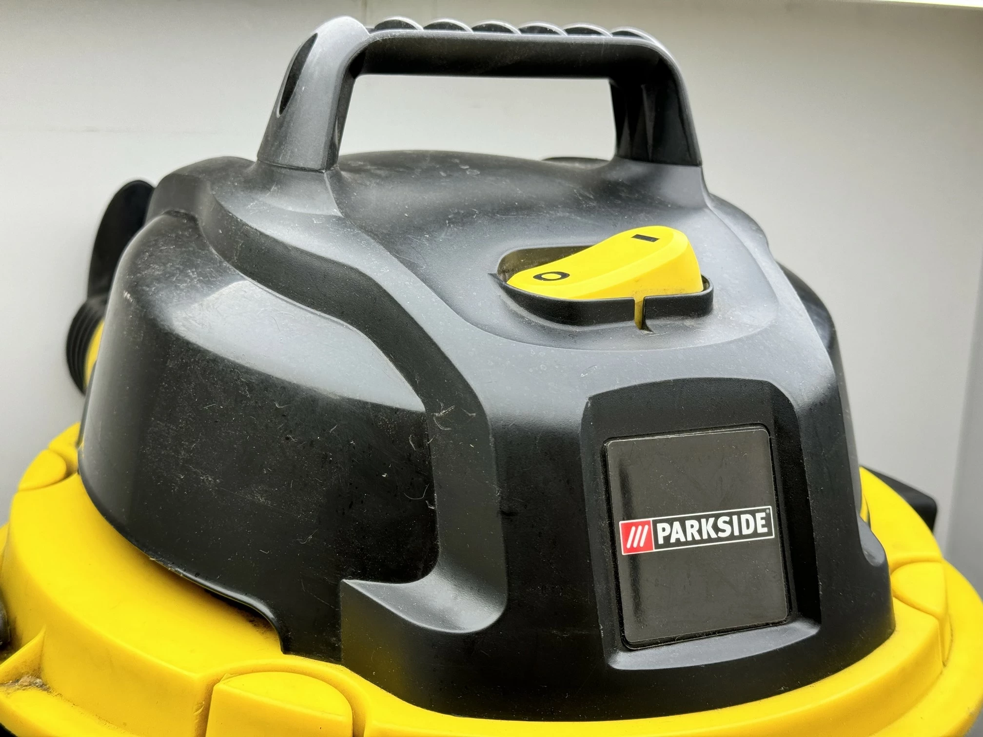 odkurzacz-warsztatowy-parkside-pnts-23-e-stan-uzywany