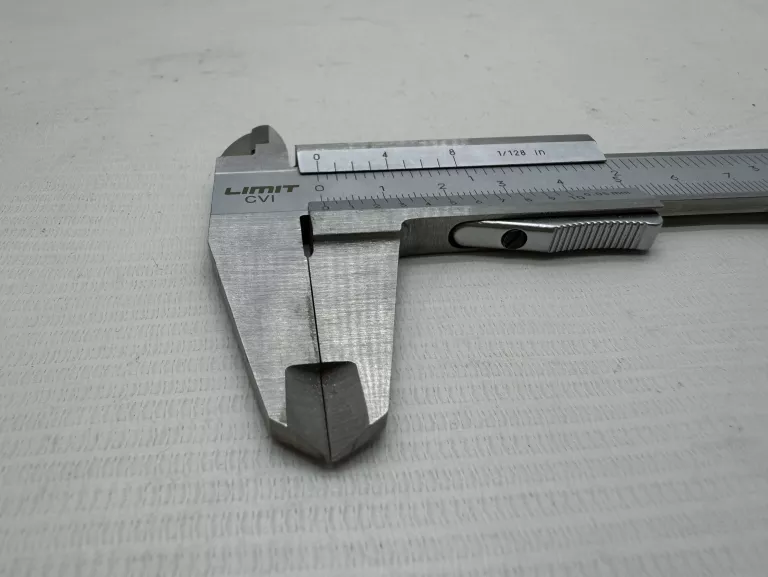 SUWMIARKA ANALOGOWA LIMIT 26700302 150MM