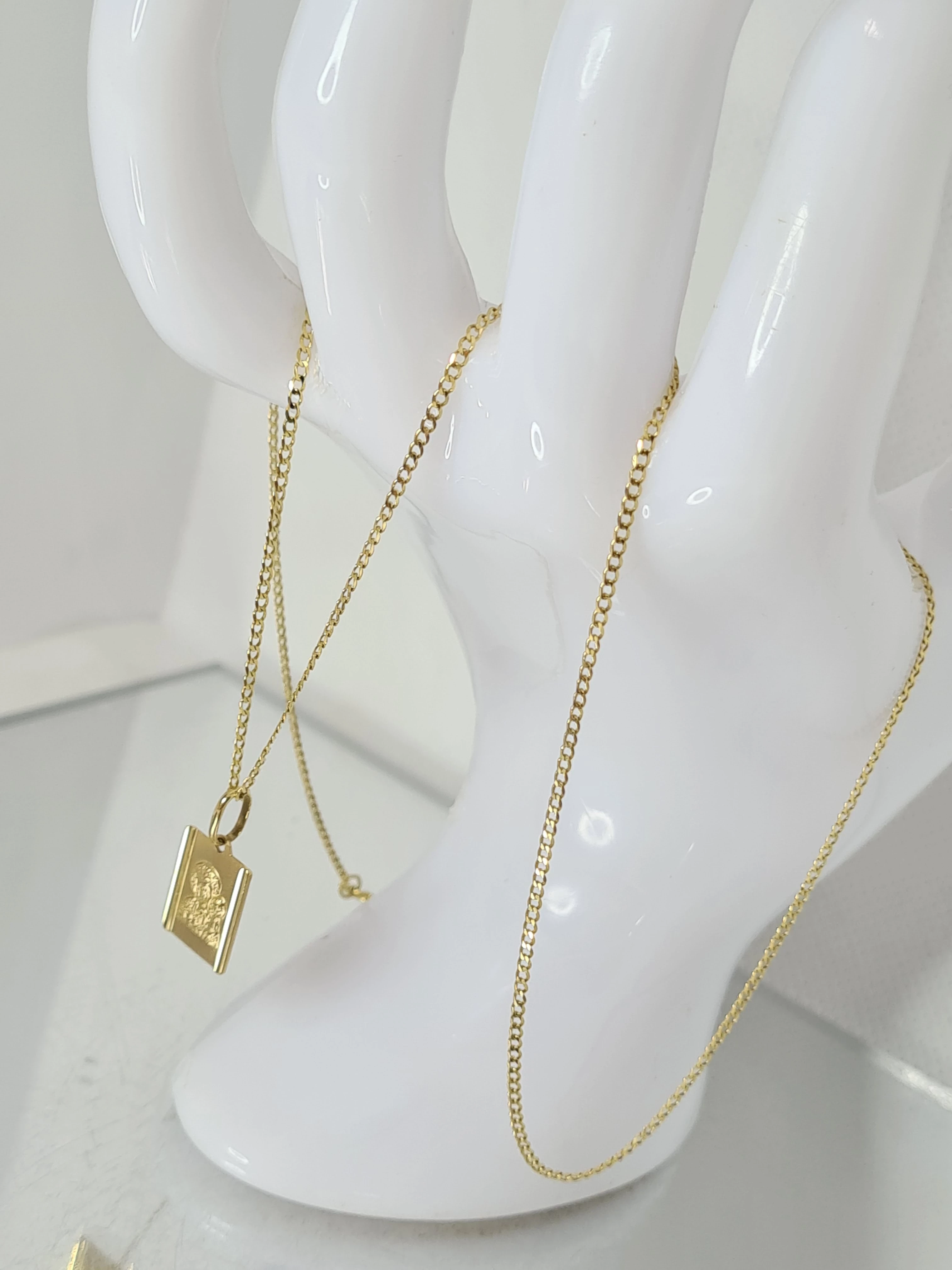 zloty-lancuszek-z-medalikiem-585-rodzaj-wyrob-jubilerski