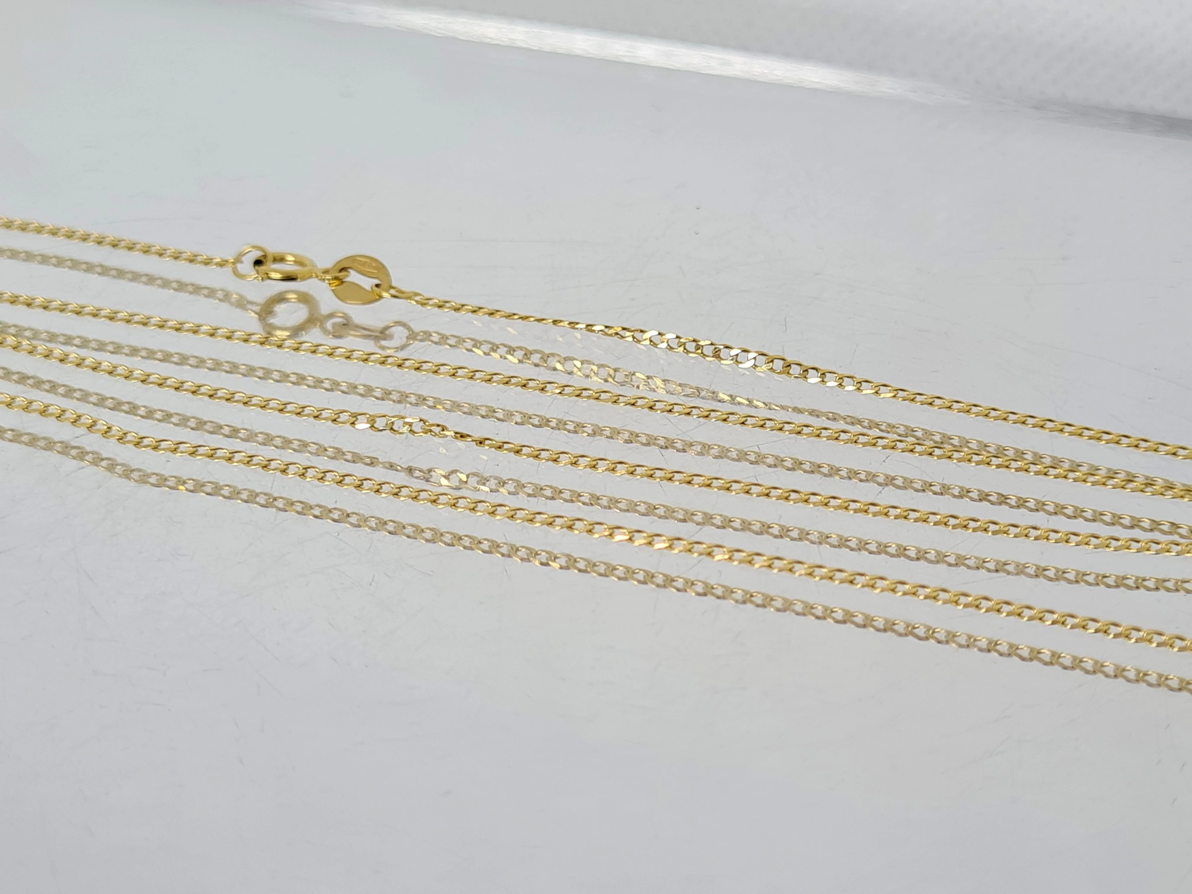 zloty-lancuszek-z-medalikiem-585-ean-gtin-00000000000000