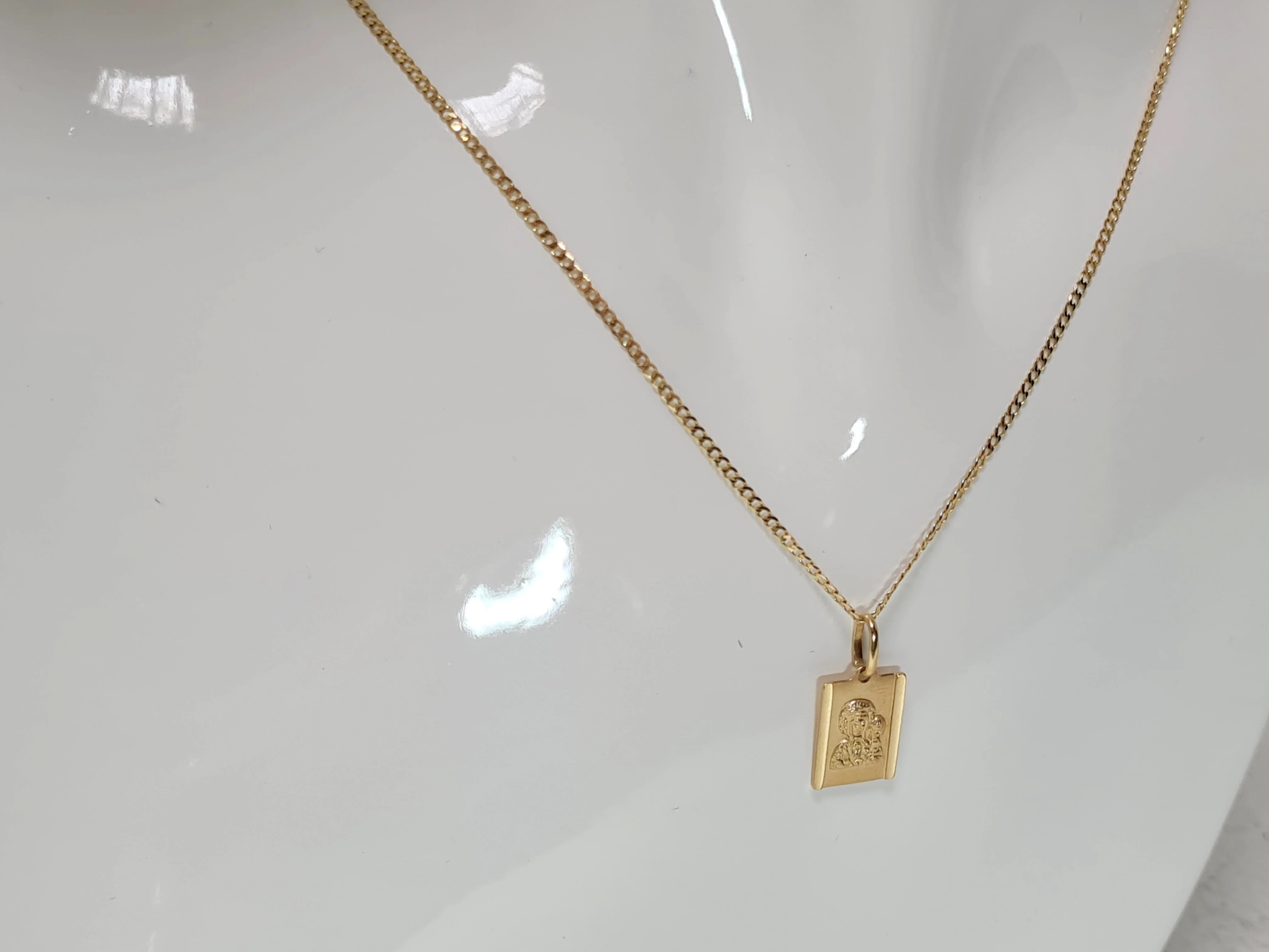 zloty-lancuszek-z-medalikiem-585-al-wp-7c-pultusk