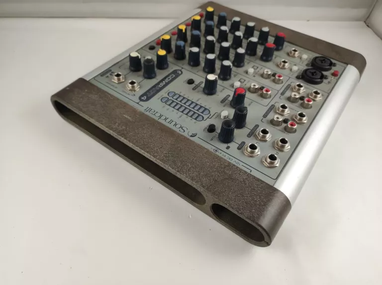 SOUNDCRAFT COMPACT 4 - MIKSER 4 KANAŁOWY