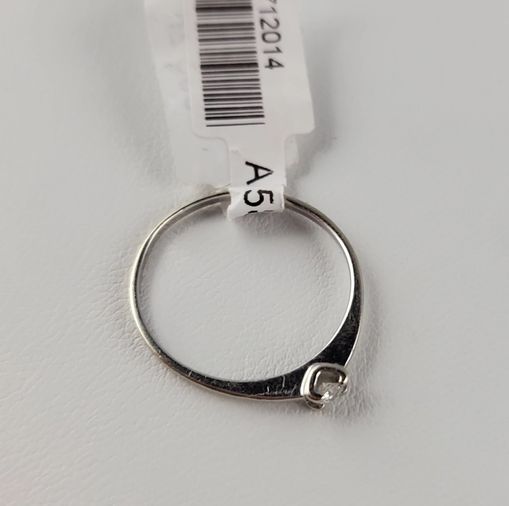 zloty-pierscionek-101g-585-1x-brylanty-rozmiarsrednica-wew-mm-372-1