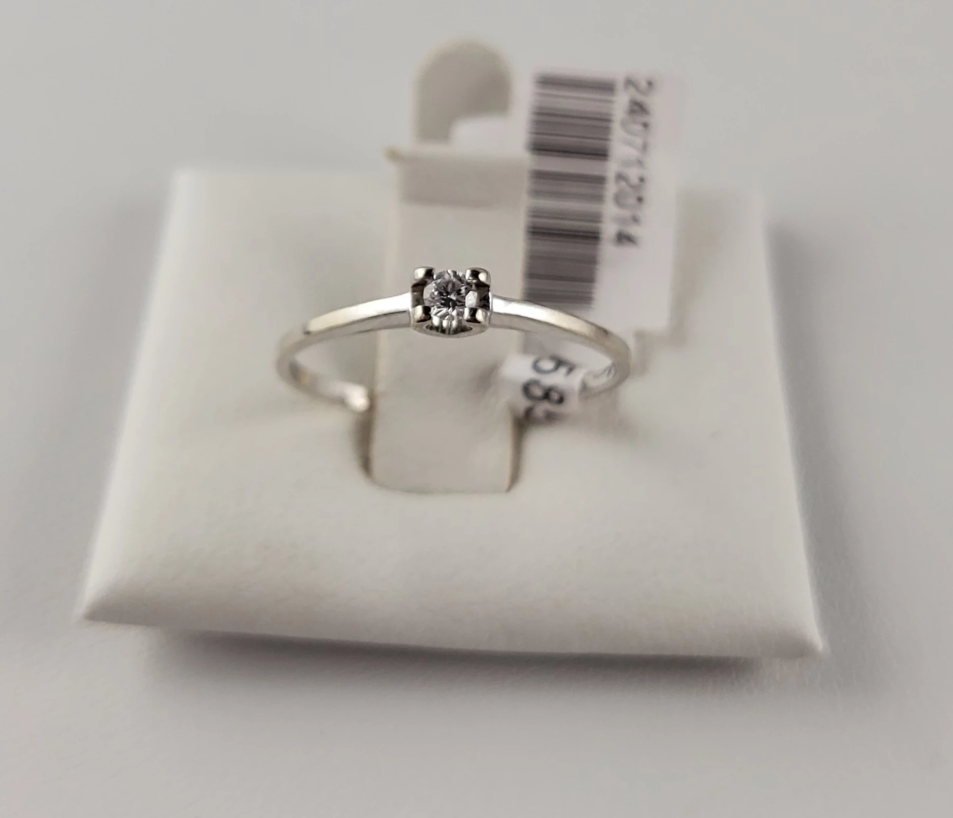 zloty-pierscionek-101g-585-1x-brylanty-rodzaj-2205-16