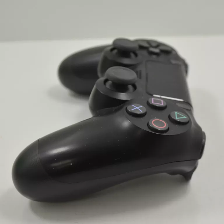 KONSOLA SONY PS4 SLIM CUH-2216B 1TB