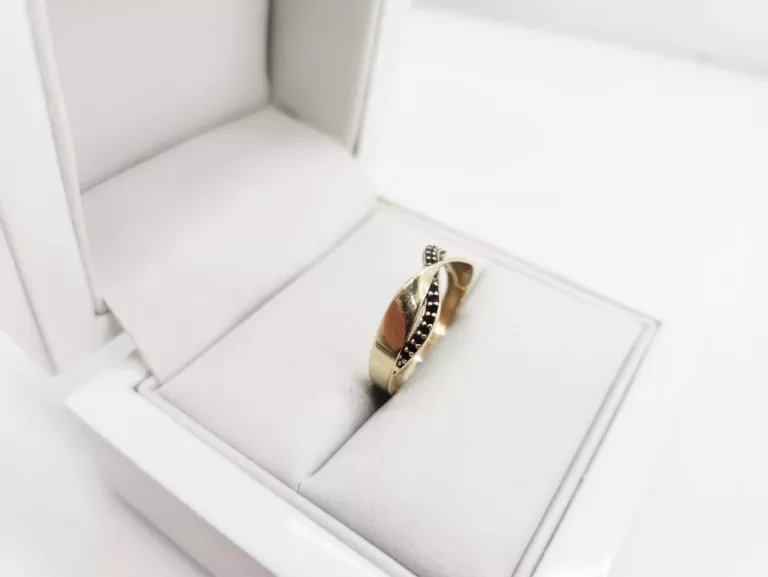 zloty-pierscionek-schubert-585-18g-r11-rodzaj-klasyczne