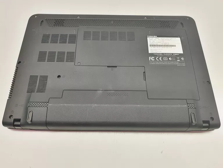 LAPTOP TOSHIBA SATELLITE T230-114 I3 4GB RAM 500 HDD