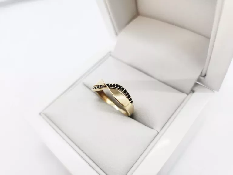 zloty-pierscionek-schubert-585-18g-r11-kamien-bez-kamienia