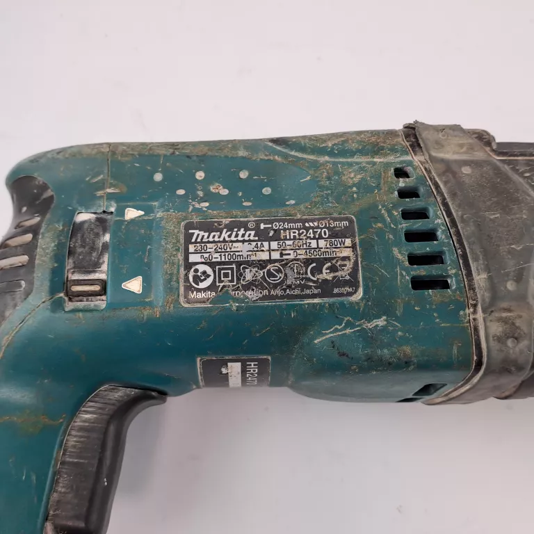MŁOTOWIERTARKA MAKITA HR2470