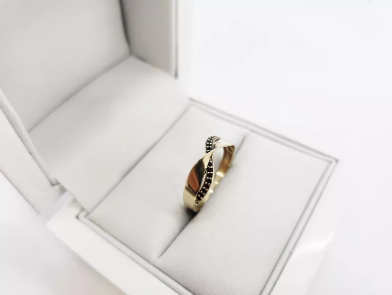 zloty-pierscionek-schubert-585-18g-r11-material-zloto