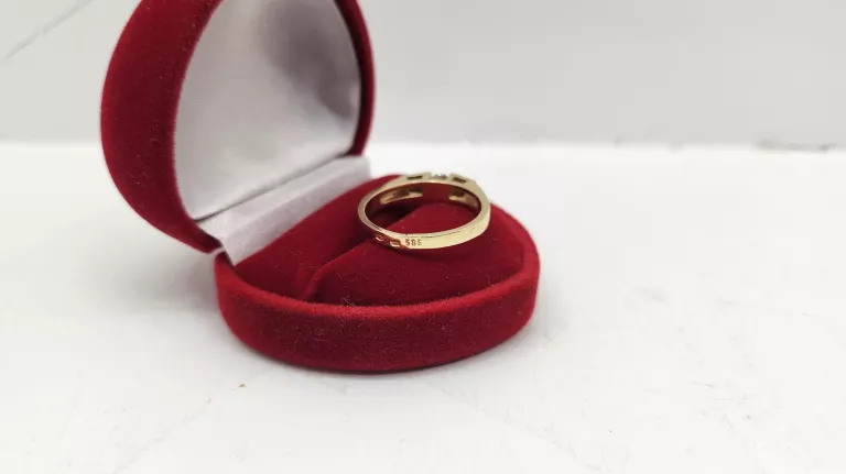 delikatny-zloty-pierscionek-p585-r14-301-g-material-zloto