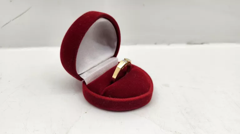 delikatny-zloty-pierscionek-p585-r14-301-g-rodzaj-wyrob-jubilerski