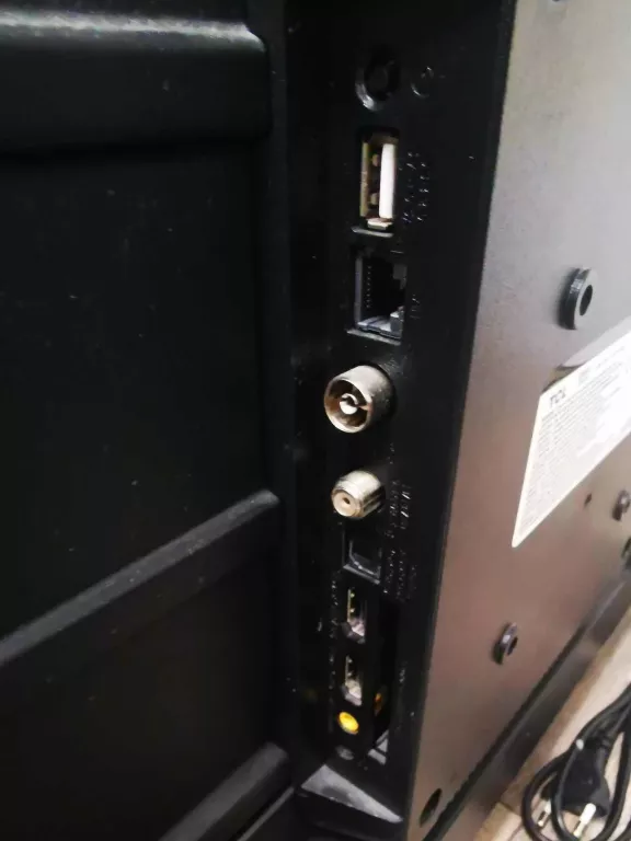 TELEWIZOR TCL 32S618