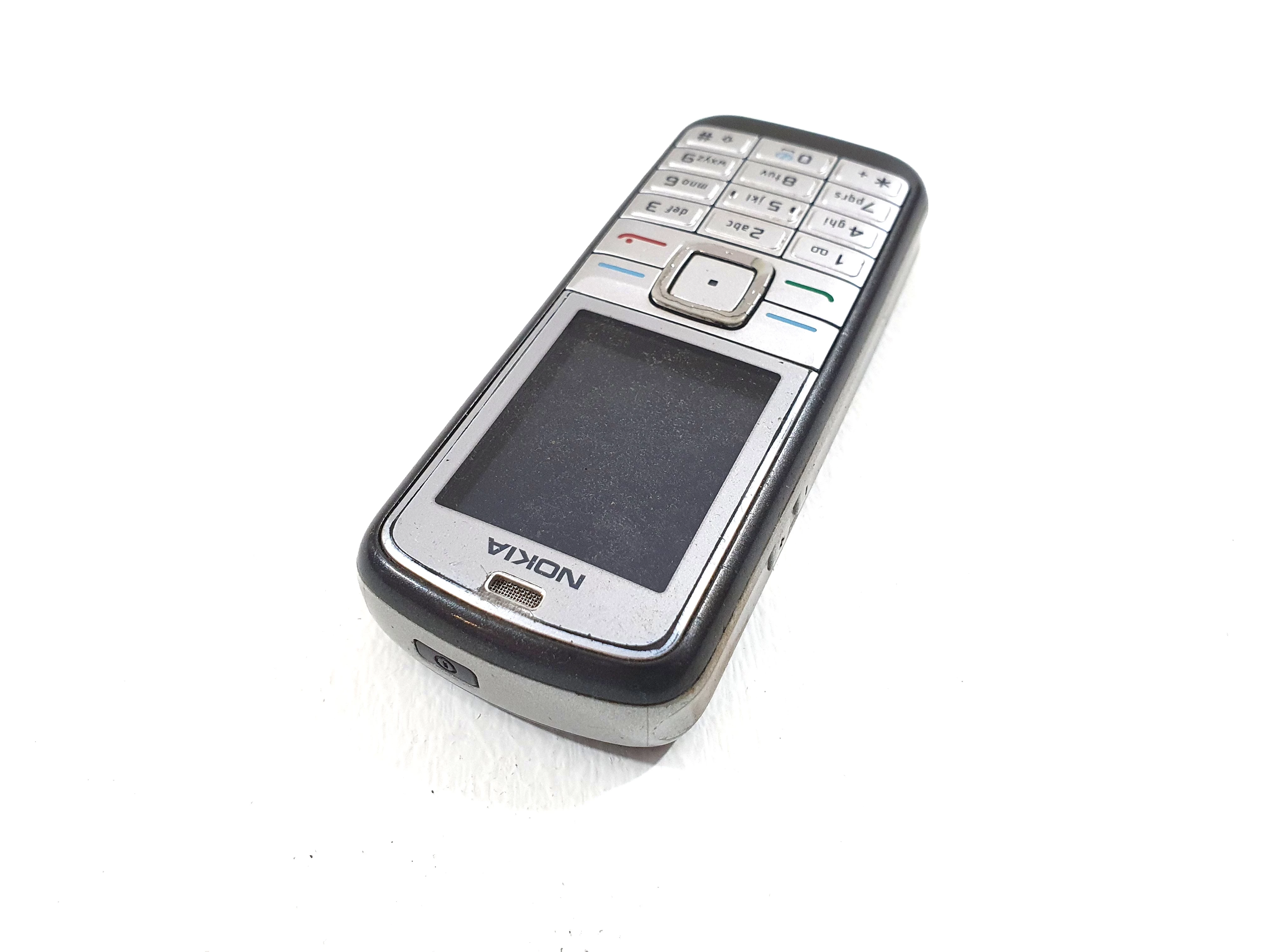 telefon-nokia-6070-sam-kolor-srebrny