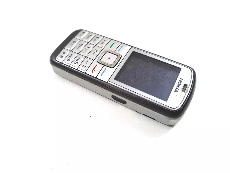 telefon-nokia-6070-sam-przekatna-ekranu-1